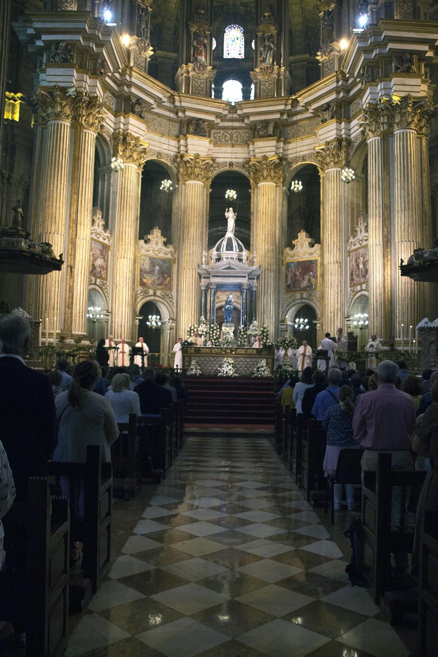 Domingo de Pascua de la Resurrección del Señor en la Catedral de Málaga // M. ZAMORA 