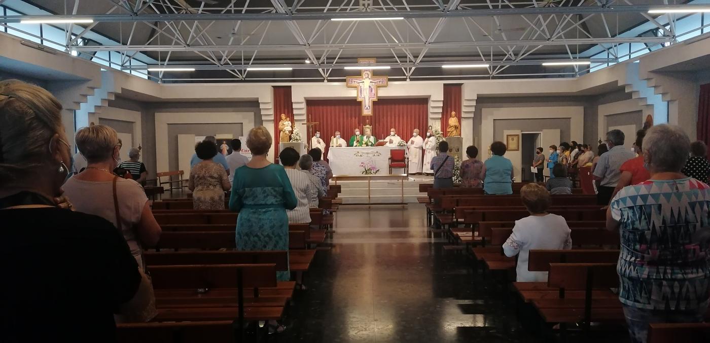 Visita Pastoral del Sr. Obispo a la parroquia de San Antonio de Padua, en Vélez-Málaga // A. REYES 
