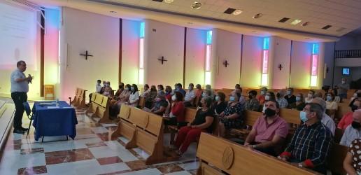 Presentación de las Prioridades Pastorales Diocesanas, por el vicario para la acción caritativa y social, Juan Manuel Ortiz, en los arciprestazgos de Axarquía 