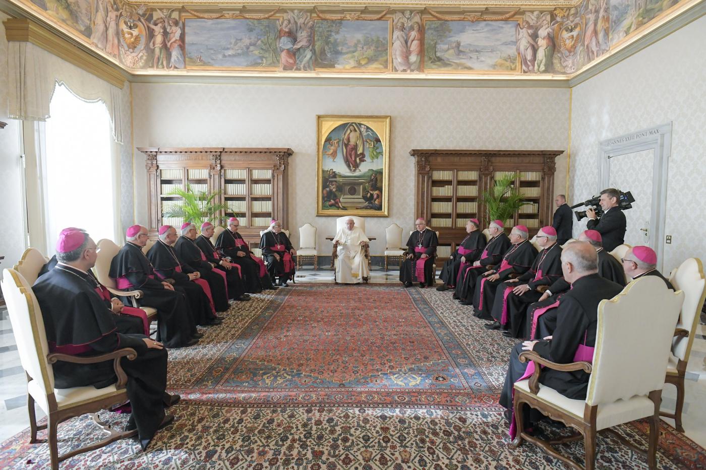 Momento de la audiencia del Papa con los obispos participantes en la visita ad limina. FOTO: VATICAN MEDIA 