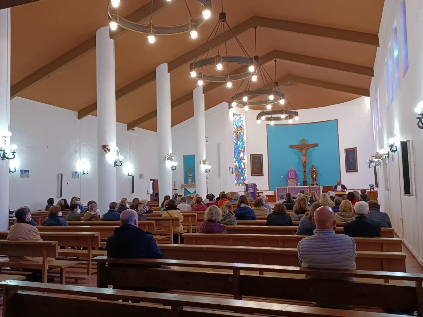 La iglesia de Cerralba acoge el retiro cuaresmal del arciprestazgo de Álora 