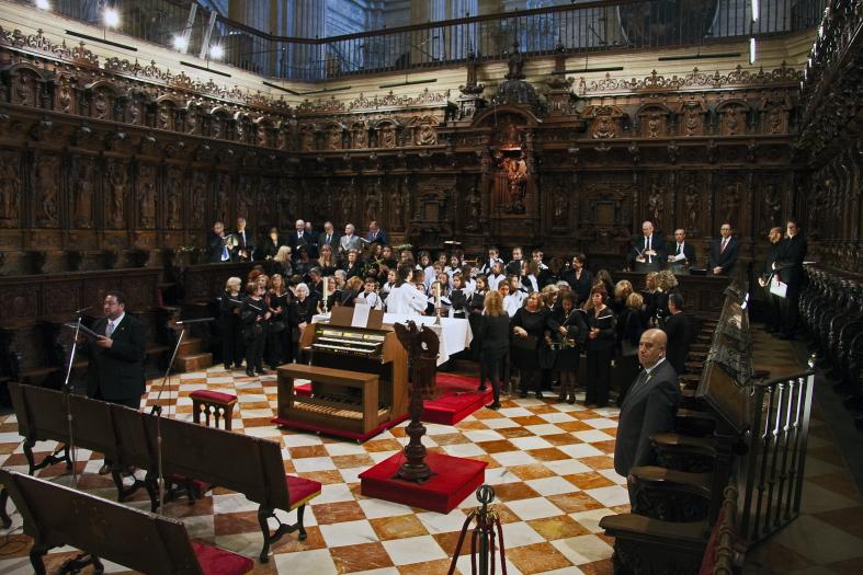 Coro en la misa del Domingo de Ramos