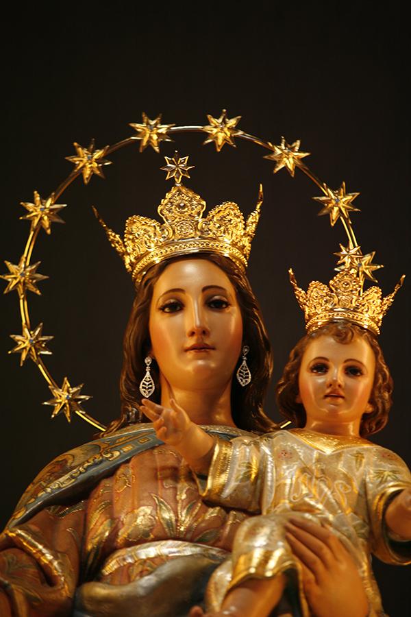 María Auxiliadora recorre las calles de Capuchinos