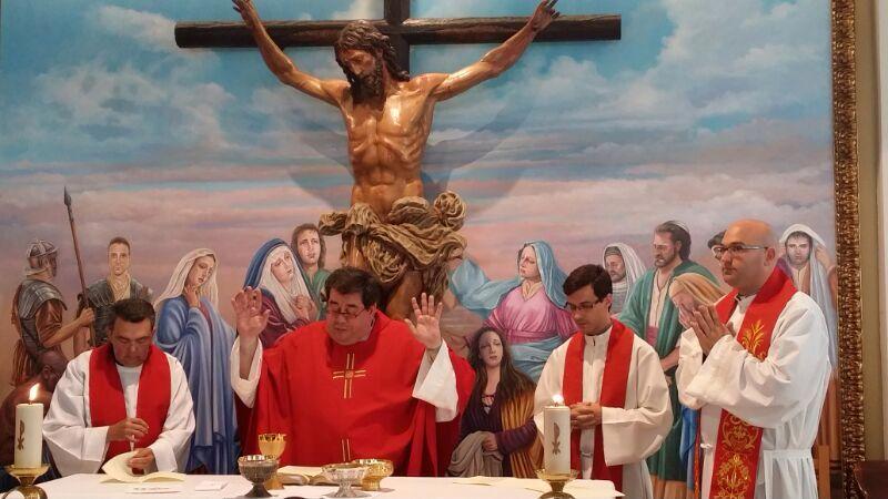 El obispo anima a los nuevos sacerdotes a ser pastores fieles