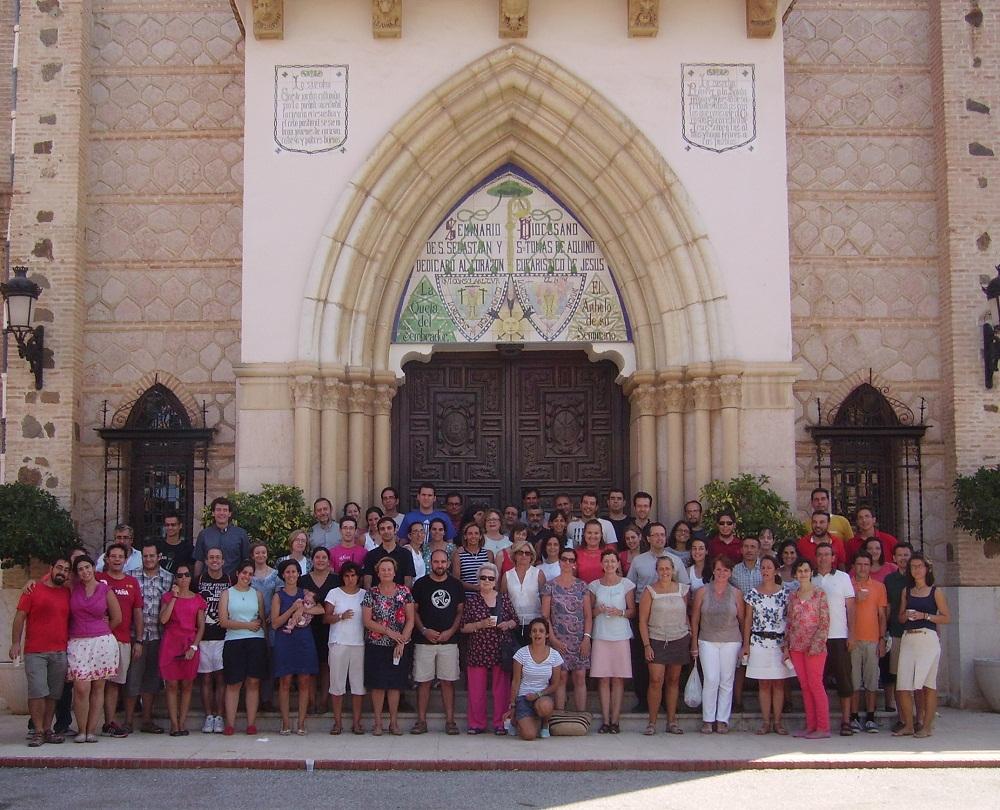 Foto de familia de los asistentes