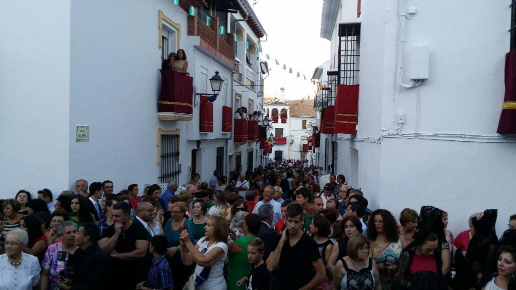 Alfarnate vive un día histórico con su Virgen de Monsalud