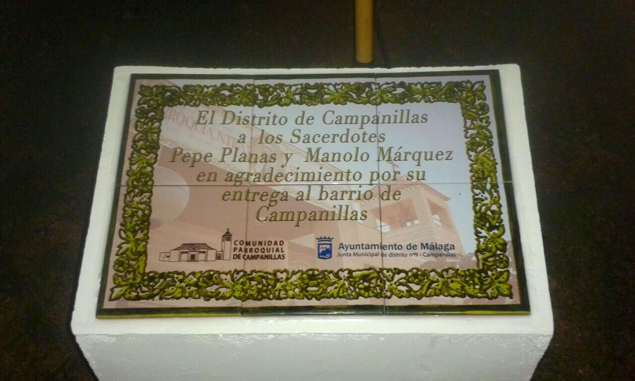 Monolito dedicado a Manolo y Pepe