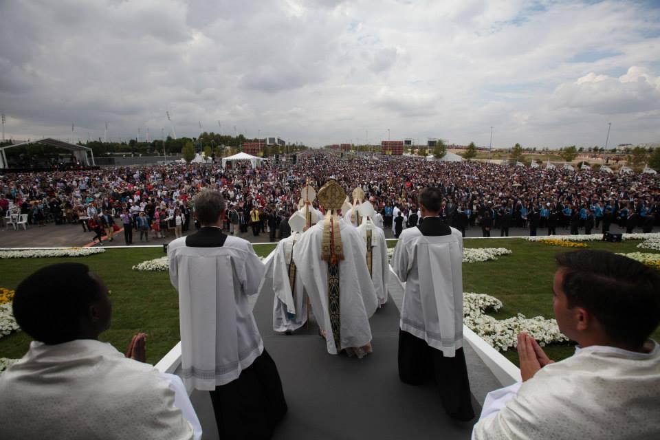 Panorámica del acto de beatificación