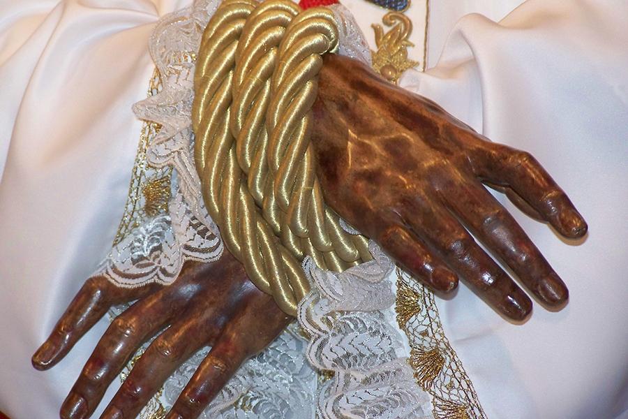 Cautivo, heroinómanos y "legionario"