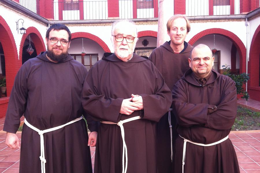 Frailes de la comunidad de Capuchinos de Antequera: Emilio, Juan Jesús, Raúl y J. Manuel