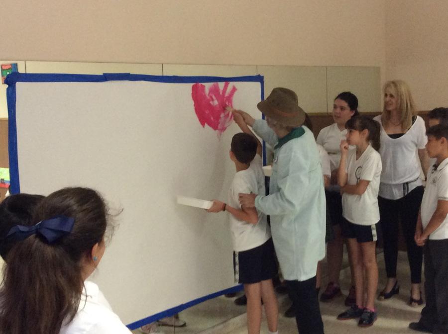 Visita de Jorge Rando al colegio Cardenal Herrera Oria