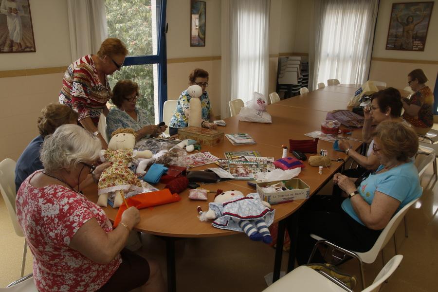 Participantes en los distintos talleres del centro