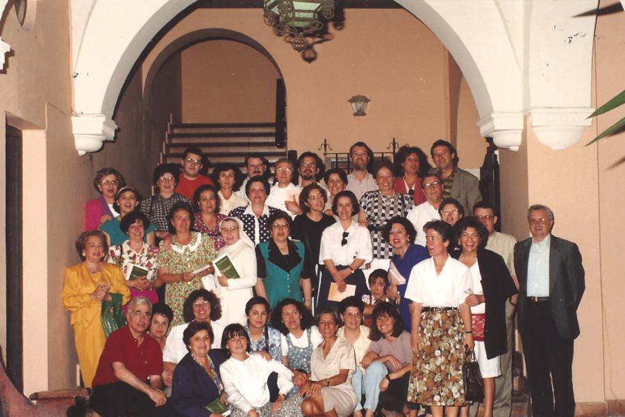 Primera promoción de la Escuela de Agentes de Pastoral, hoy Escuela Teológica "Beato Manuel González"