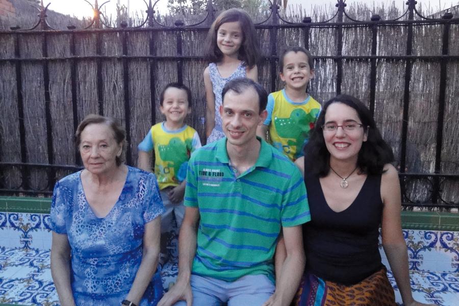 Regina López: «Con cada hijo que nace, el amor no se divide, se multiplica»