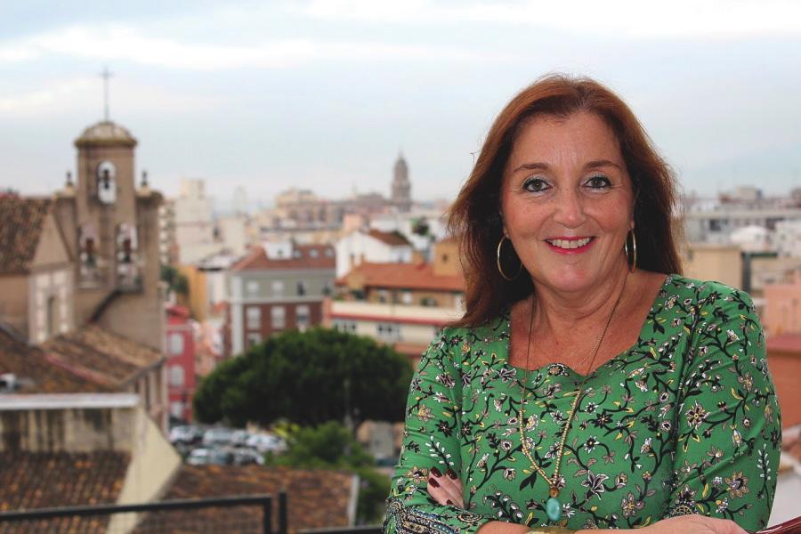 Mª Victoria López: «Nuestros centros no celebran Halloween, sino Todos Los Santos»