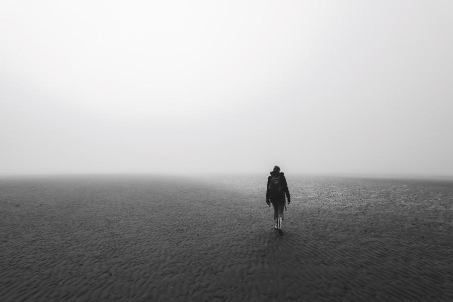 Sólo Dios calma soledades