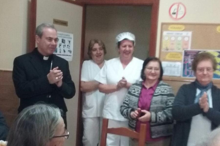 Don Jesús en su llegada al Hogar Pozo Dulce