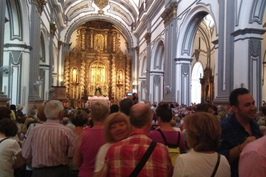 Fieles del arciprestazgo de Fuengirola-Torremolinos 