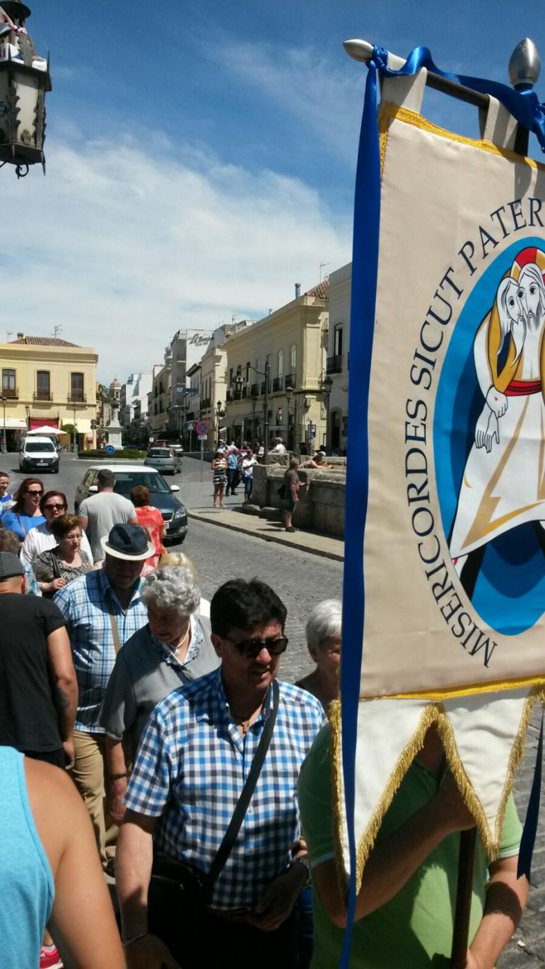 Peregrinación de pueblos de la Serranía, ganando el Jubileo en la colegiata Santa María La Mayor, de Ronda, en junio de 2016