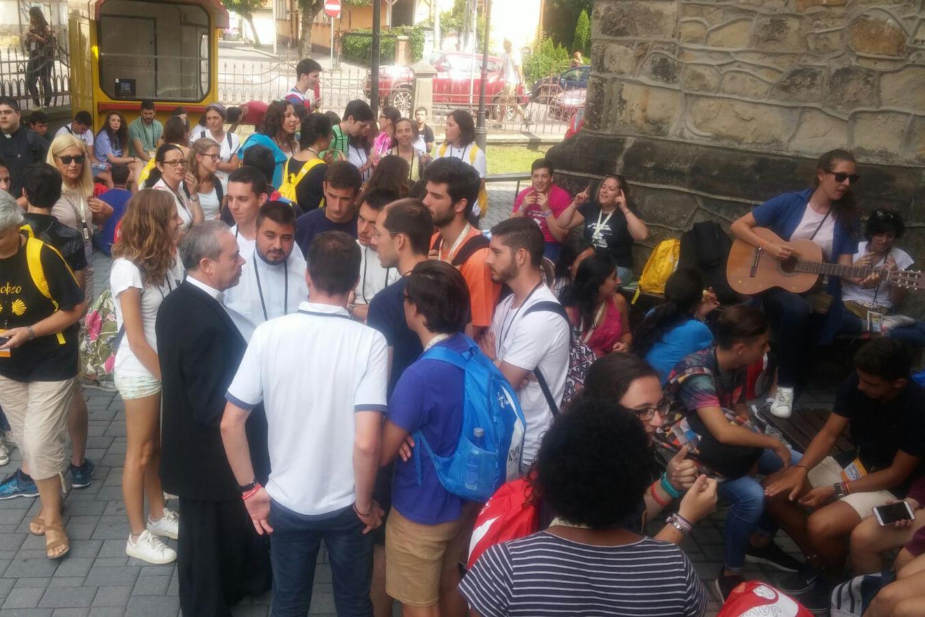 Envío de los jóvenes que participarán en la Jornada Mundial de la Juventud en Cracovia-2016 (Parroquia Santa María de la Amargura-Málaga)
