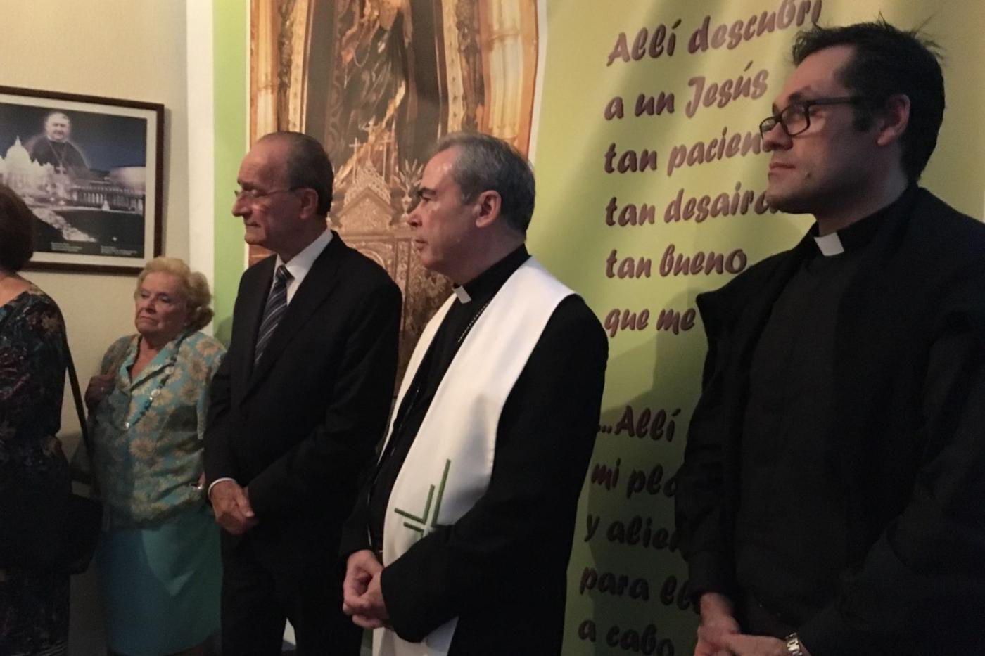 Inaugurada la exposición sobre la figura de Don Manuel González