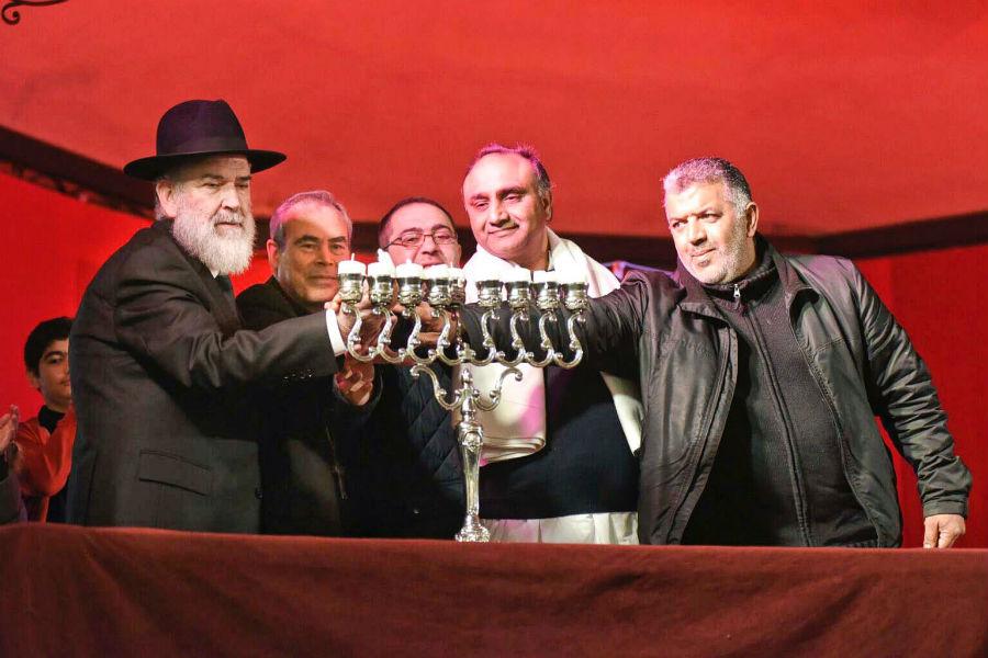 Mons. Catalá: «Que la luz nos una a todos»