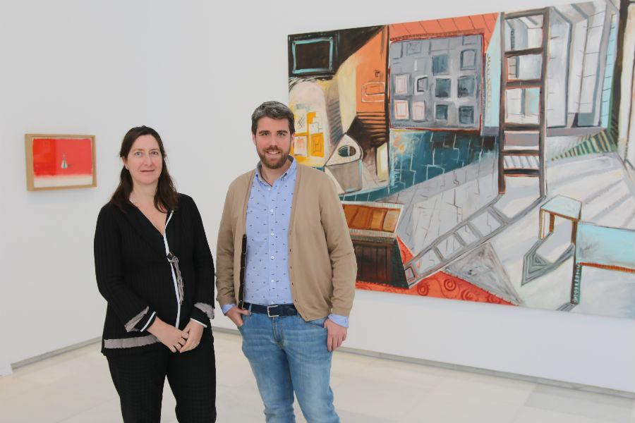 La comisaria de la muestra junto al gerente de ArsMálaga, Palacio Episcopal. FOTO: S. FENOSA