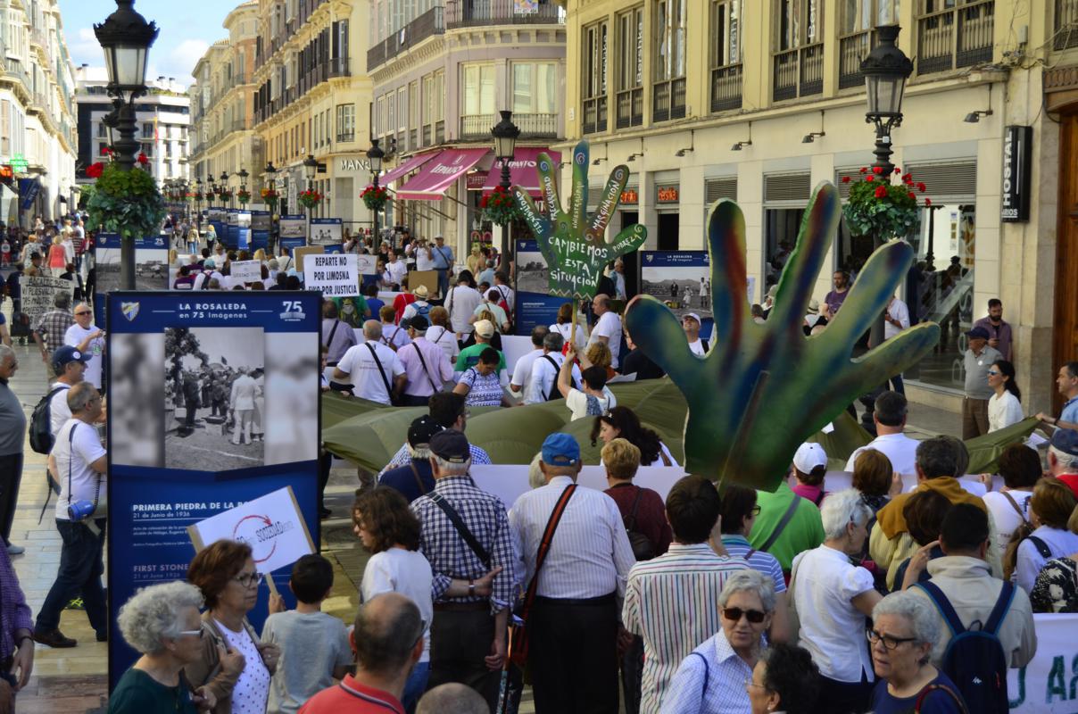 Manifestación de la HOAC de Andalucía en el centro de Málaga