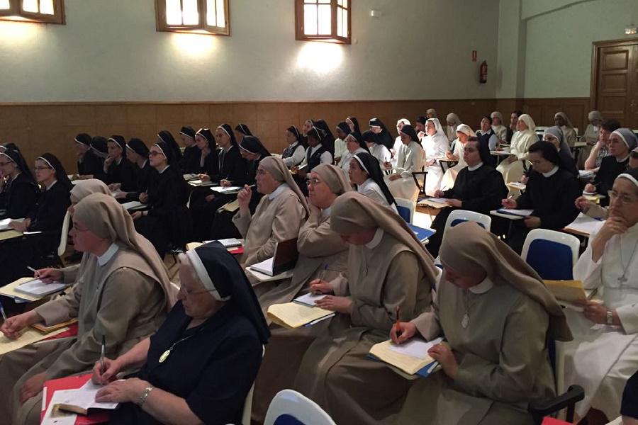 Religiosas participantes de los cursos formativos de Teología de la Vida Consagrada en Ávila