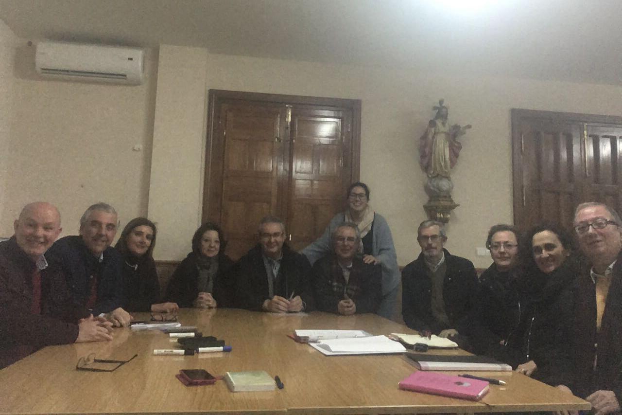 Foto de familia del equipo de Pastoral Familiar de Antequera