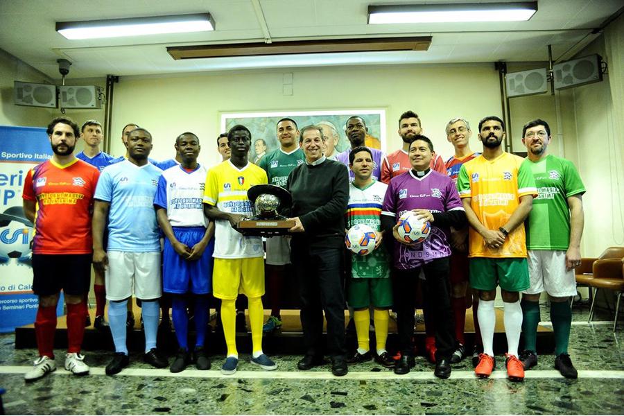 Los sacerdotes malagueños participan un año más en la "Clericus Cup"