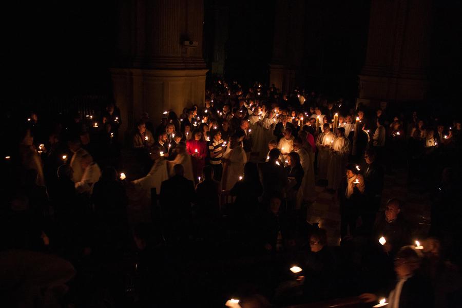 Solemne Vigilia Pascual 2018 en la Catedral de Málaga // M. ZAMORA