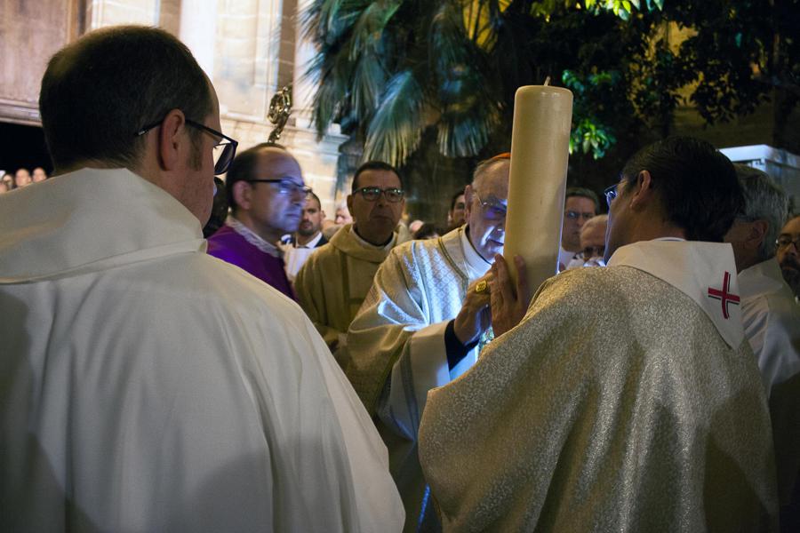 Solemne Vigilia Pascual 2018 en la Catedral de Málaga // M. ZAMORA