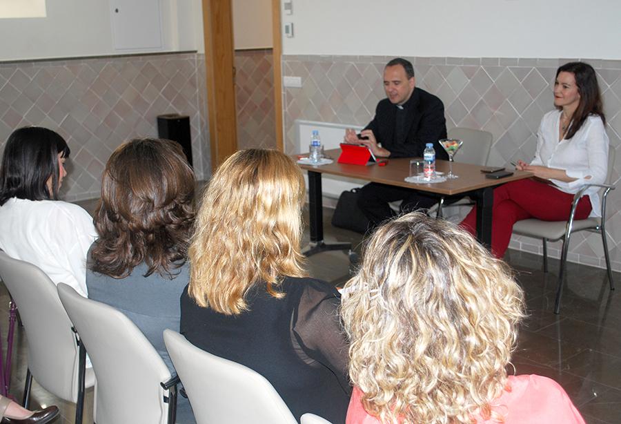 «Salimos mal en los medios cuando no hemos sido Iglesia»