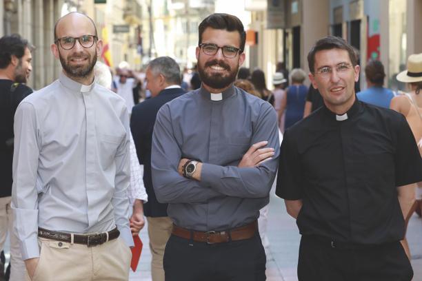 ¿Cuántos kilómetros hace al mes el cura de Yunquera? Te lo contamos en Iglesia Noticia