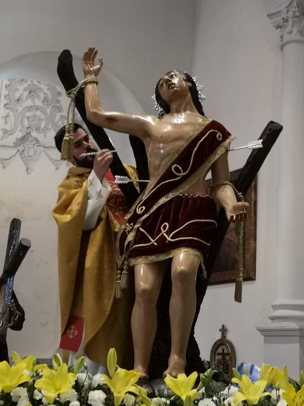 Nombramiento de la Virgen de los Dolores como Patrona de la Algarrobo junto a San Sebastián.