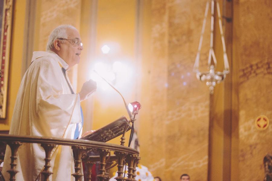 ¿Sabías que el sacerdote puede pronunciar la homilía en distintos sitios?