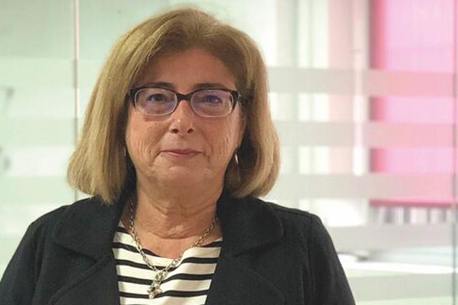 Esperanza López: «La violencia sobre las mujeres es una vergüenza»