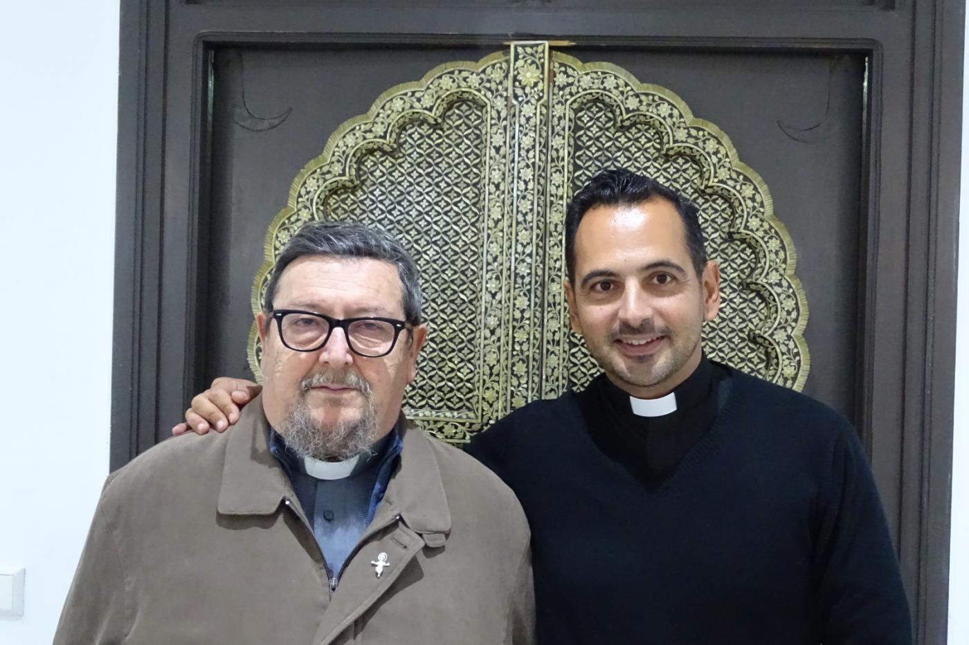 Sacerdotes e imanes, en la mezquita de Fuengirola
