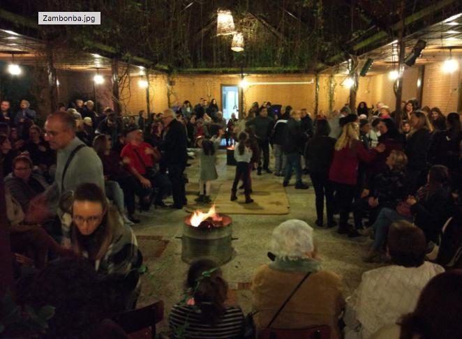 Zambomba en la parroquia de Nuestra Señora de Los Ángeles