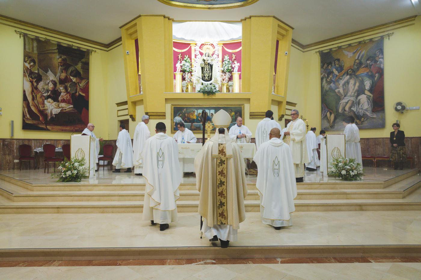 Apertura de la visita pastoral al arciprestazgo de Marbella Estepona en la parroquia del Carmen de Estepona. FOTO: A. SEDEÑO