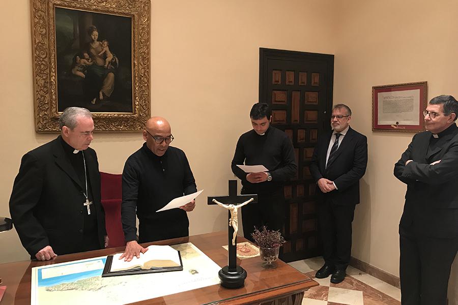 Toma de posesión del P. Danilo Cantillo, IMC, como delegado diocesano de Misiones de Málaga y de D. Rafael Navarro como Promotor de Justicia.
