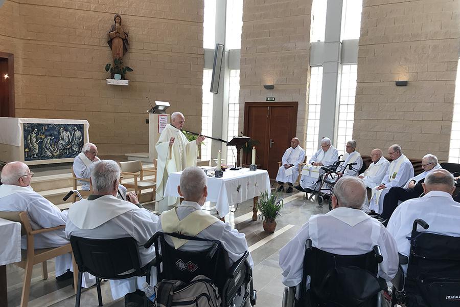 Renovación de las promesas sacerdotales en El Buen Samaritano // P. FUENTES