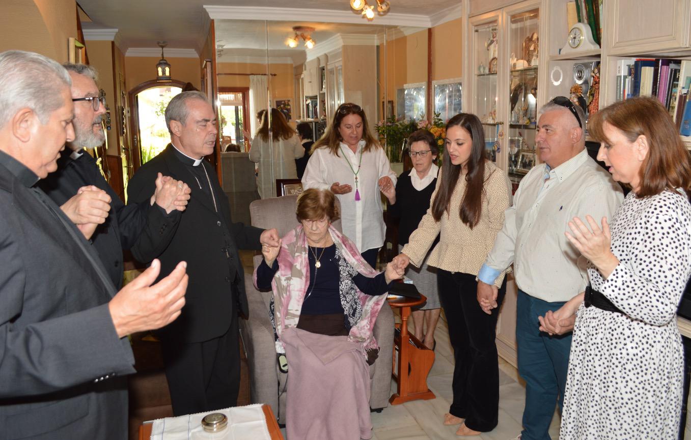 Visita Pastoral del Obispo de Málaga a la parroquia Virgen del Carmen de Marbella // J. ESTEBAN