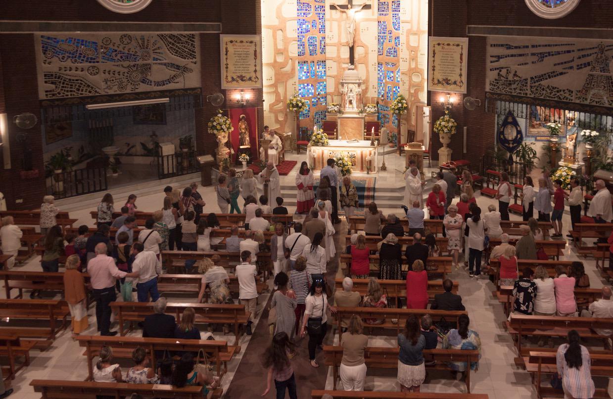 Visita pastoral del Obispo de Málaga, Jesús Catalá, a la parroquia Virgen del Carmen en Nueva Andalucía (Marbella) // E. GONZÁLEZ GUERRERO