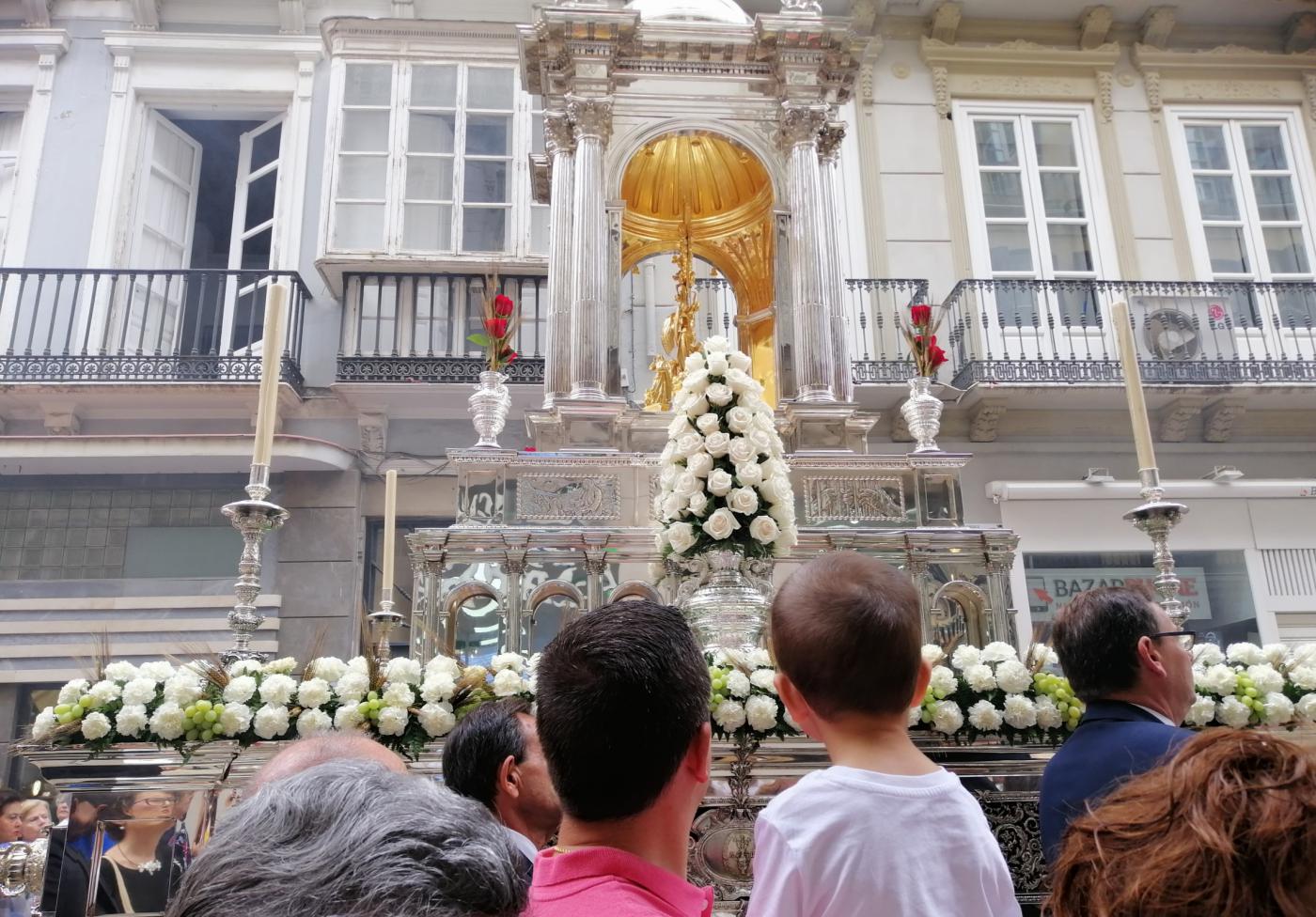 CORPUS CHRISTI: El amor reclama la presencia