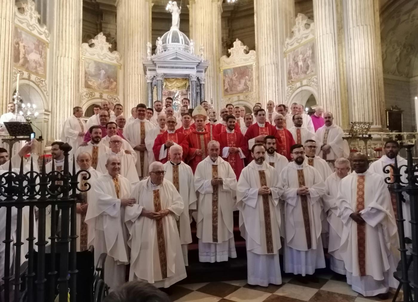 Ordenación de presbíteros en la Catedral // A. MEDINA