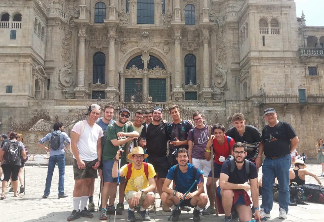 Los jóvenes del Seminario Menor realizan el Camino de Santiago