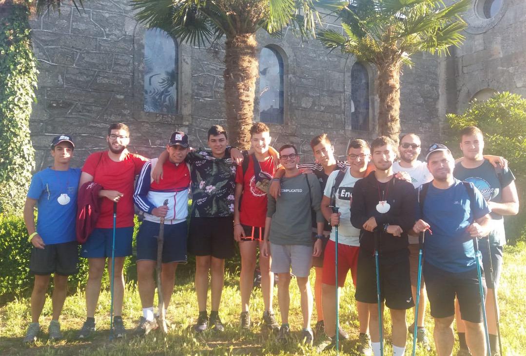 Camino de Santiago de formadores y jóvenes del Seminario Menor