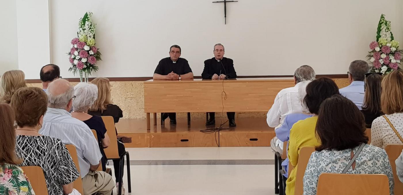 Visita Pastoral de Don Jesús Catalá a la parroquia de Virgen del Rocío de San Pedro de Alcántara